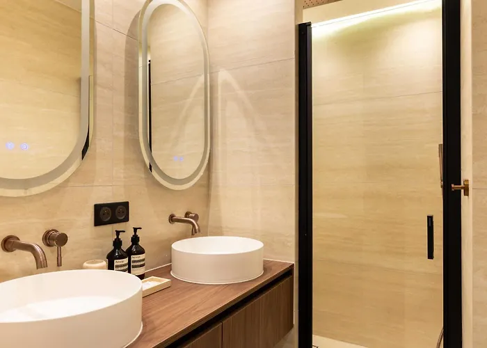 Luxurious A-c Flat - 2p - Bastille-le Marais Parijs